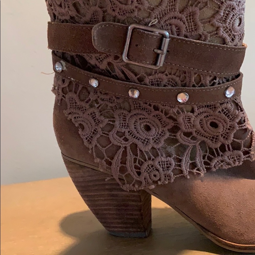 Booties - Picture 3 of 4
